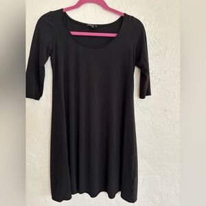 Eileen Fisher Black 100% Silk Scoop Neck 3/4 Sleeve Swing Dress XS